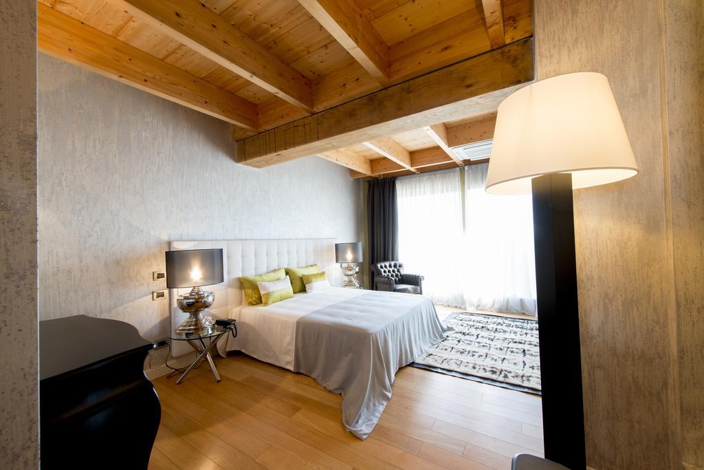 Florian Maison Resort San Paolo d'Argon Pokój zdjęcie